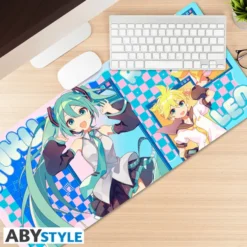 Hatsune Miku & Friends Mousepad XXL