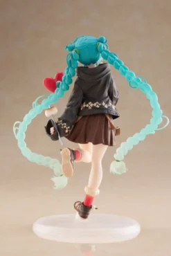 Hatsune Miku Outdoor Spring Fashion Ver. PVC Statue 18 cm