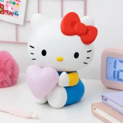 Hello Kitty w/ Heart Shaped Light 16 cm